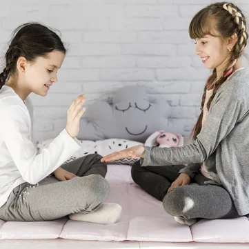 Caring-for-Others-600 Psychological First Aid – Caring for Others